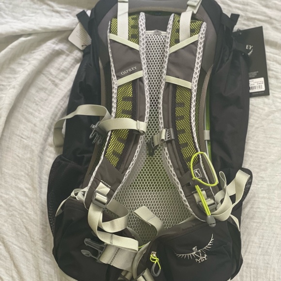 Osprey backpack - Picture 4 of 5